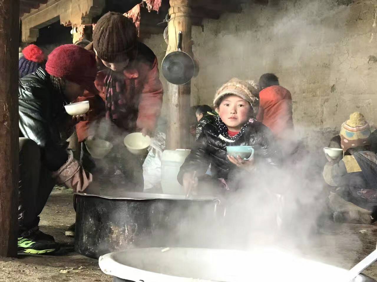 开云手机入口官网-开云online(中国)公益回顾丨家国同欢月同圆 温暖满载甘孜州(图10)